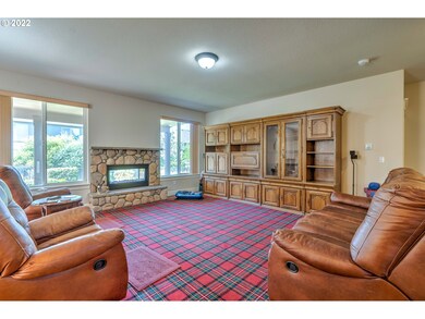 921 36th Ave, Forest Grove, OR 97116 - photo 6