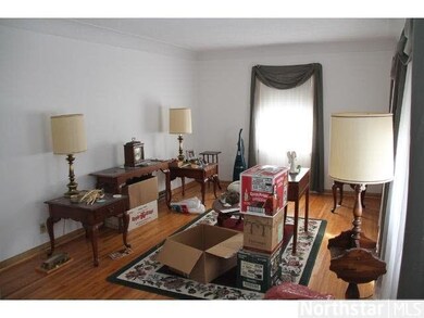 8925 Dupont Ave S, Bloomington, MN 55420 - photo 2