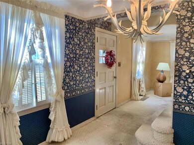 19525 Libby Rd, Maple Heights, OH 44137 - photo 4