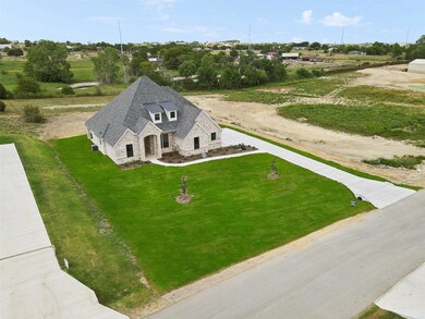 178 Coalson Crossing, Azle, TX 76020 - photo 4