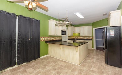 235 River Chase Dr, Bainbridge, GA 39819 - photo 7