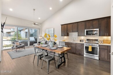 18-web-or-mls-#6040 - Mandy Dowell - 16