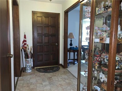 6915 Widmer Rd, Shawnee, KS 66216 - photo 3