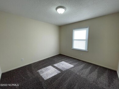 1810 Burgaw Hwy, Jacksonville, NC 28540 - photo 7