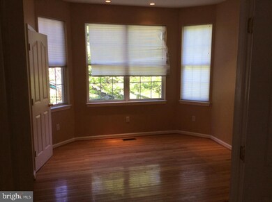 2403 Summershade Ct, Odenton, MD 21113 - photo 7