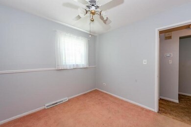 1928 Apache Rd, Waukegan, IL 60087 - photo 7