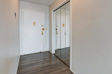 232 Harmon Cove Tower, Secaucus, NJ 07094 - photo 5