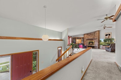 727 Browning Cir, Oconomowoc, WI 53066 - photo 5