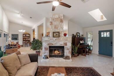 200 Northwood Hills Dr, Fredericksburg, TX 78624 - photo 3