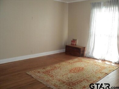 642 Wilma St, Tyler, TX 75701 - photo 4