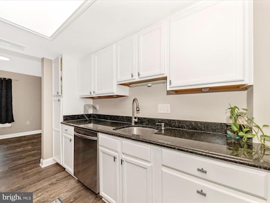 14004 Daleshire Way unit 49, Burtonsville, MD 20866 - photo 5