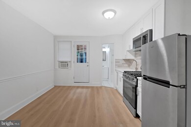 1426 12th St NW unit 2, Washington, DC 20005 - photo 2