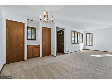 09_9395_Ranchview9_mls