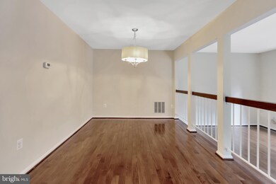 3003 Hickory Grove Ct, Fairfax, VA 22031 - photo 7