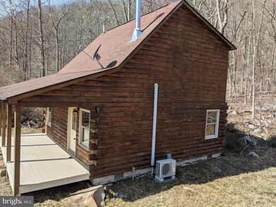 2051 N Sleepy Creek Rd, Cross Junction, VA 22625 - photo 3