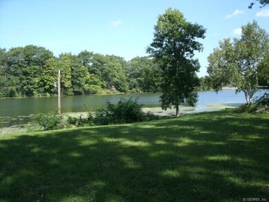 LAKE FRONT