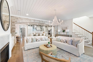 1107AvenueofOaks-KeenEyeMarketing08