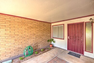 1817 S Rogers Cir-8