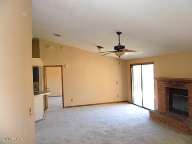 8114 Corky Ln, Jacksonville, FL 32244 - photo 5