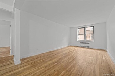 Pelham South unit 4G, Bronx, NY 10462 - photo 4