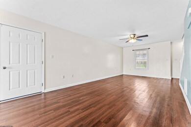 92 Kylie St, Reedsville, WV 26547 - photo 5