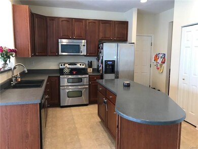Kitchen and entrance from the garage