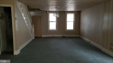 30 Summer St, Hagerstown, MD 21740 - photo 2