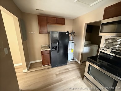 324 Rhew St, Fayetteville, NC 28303 - photo 3