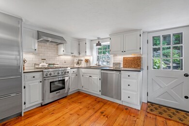 30 Elm St, Marblehead, MA 01945 - photo 5