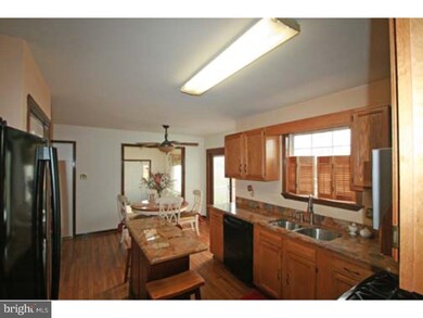 2 Charles Dr, New Castle, DE 19720 - photo 7