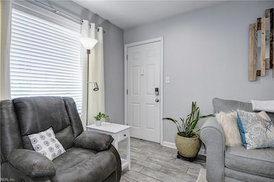 913 Pacific Ave unit B, Virginia Beach, VA 23451 - photo 6