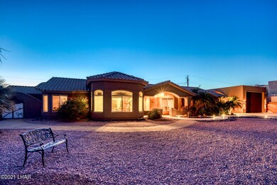 3793HiawathaDrEvening_03