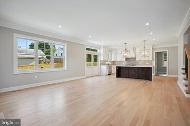 4913 Aurora Dr, Kensington, MD 20895 - photo 5