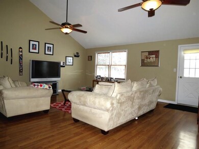 3737 Bonaventure Dr, Columbus, IN 47203 - photo 2