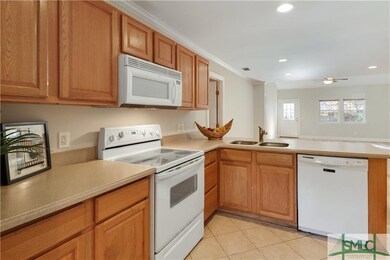 2419 Riviera Dr unit A, Savannah, GA 31406 - photo 6