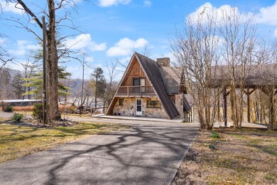 992 Stone Gate Dr, Burnside, KY 42519 - photo 2