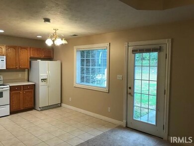 7906 S Andee Ln, Fort Branch, IN 47648 - photo 4