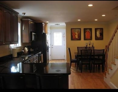 142 Clark St unit 1, Waltham, MA 02453 - photo 3