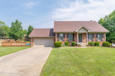 8303 Rosebowl Ct, Louisville, KY 40291 - photo 2