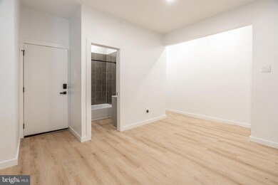 5016 Hazel Ave unit 1, Philadelphia, PA 19143 - photo 4