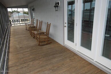 screeded porch