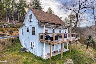 1174 Sharp Rd, Sevierville, TN 37876 - photo 2