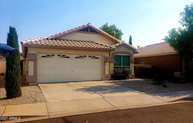 744 E Gail Dr, Chandler, AZ 85225 - photo 2