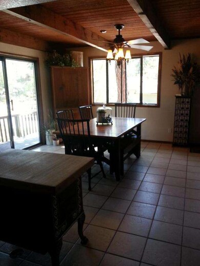 Kitchen/Dining Room 2