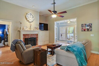 05-102 Middle Field Dr