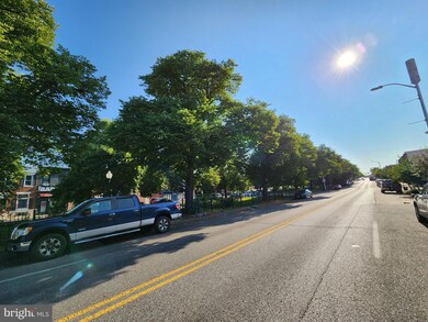 2713 E Fayette St, Baltimore, MD 21224 - photo 3