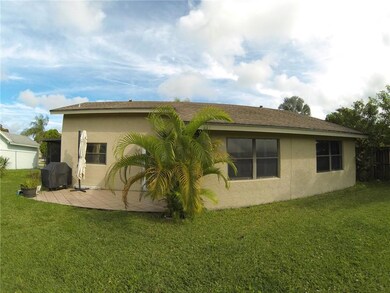 9138 Bedford Dr, Boca Raton, FL 33434 - photo 4