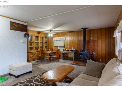 Living Room/Dining Room