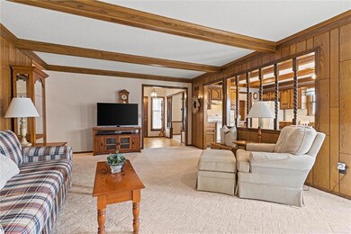 6301 Oakview St, Shawnee, KS 66216 - photo 6