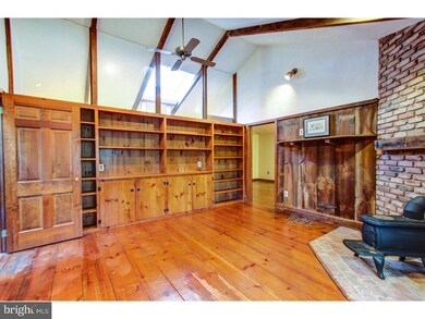 841 Scholl Rd, Pottstown, PA 19465 - photo 7